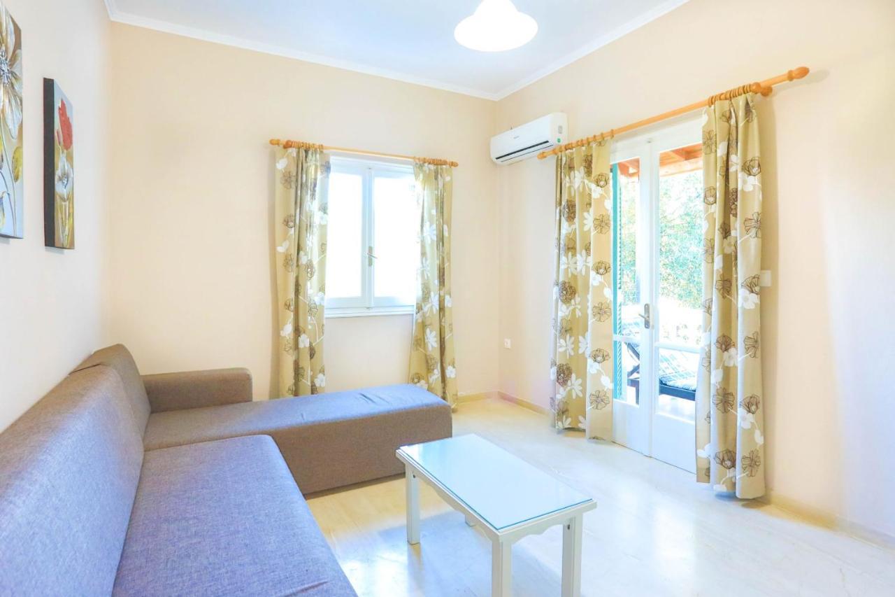 Villa Kiki Agios Spyridon  Eksteriør billede